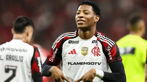 Atacante começará na equipe titular – Foto: Pedro H. Tesch/Getty Images.