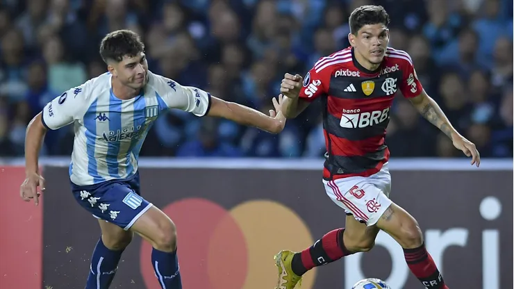 Flamengo de Ayrton Lucas nunca venceu o Racing atuando na Argentina (Photo by Marcelo Endelli)