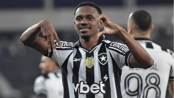 Jeffinho é um dos homens de confiança de Ancelotti no Botafogo