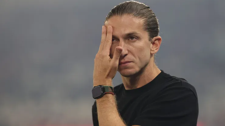 Treinador foi obrigado a mexer no time - Foto: Wagner Meier/Getty Images.