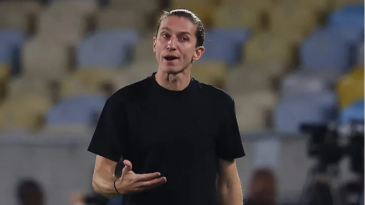 Filipe Luís, técnico do Flamengo em partida pelo campeonato brasileiro (Foto: Wagner Meier/Getty Images)