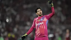 RJ - RIO DE JANEIRO - 19/10/2025 - BRASILEIRO A 2025, FLAMENGO X PALMEIRAS - Rossi goleiro do Flamengo durante partida contra o Palmeiras no estadio Maracana pelo campeonato Brasileiro A 2025. Foto: Thiago Ribeiro/AGIF