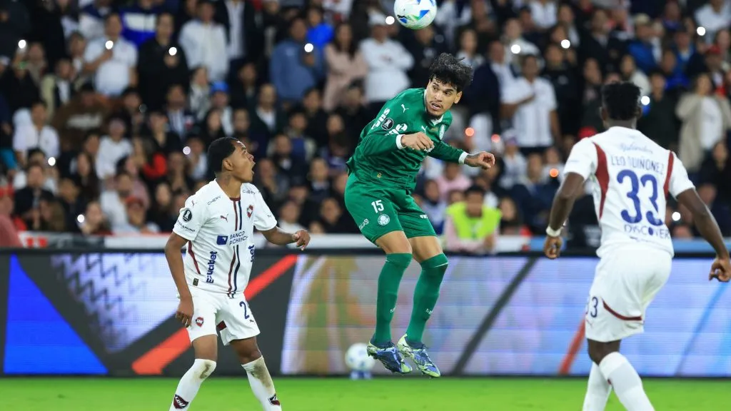 LDU x Palmeiras - Foto: Franklin Jacome/Getty Images.