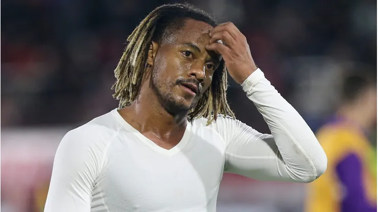 Carrillo durante derrota para o Huracán-ARG na Sul-Americana