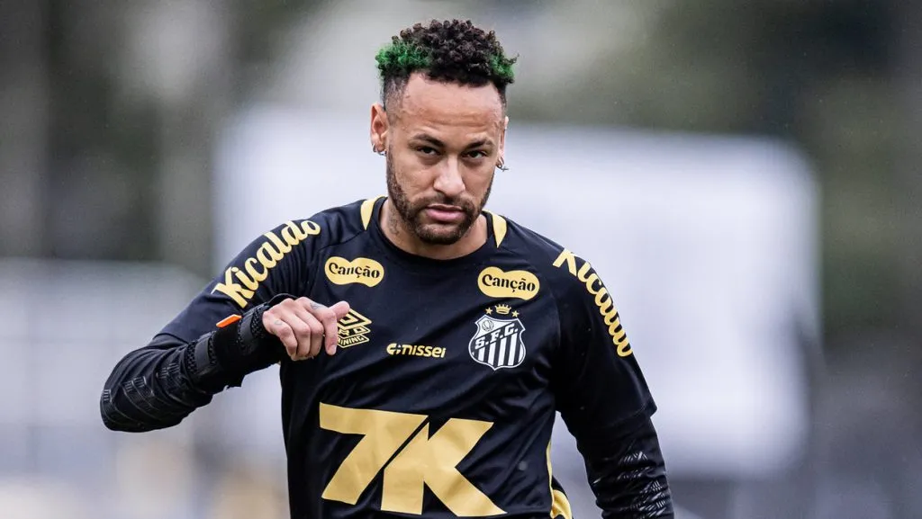 Neymar e Santos ainda não definiram renovação para 2026 – Fotos: Raul Baretta/ Santos FC.