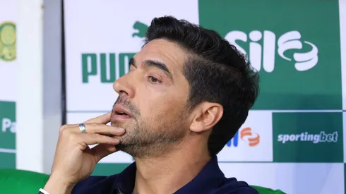 Abel pode mudar time titular do Palmeiras. Foto: Marcello Zambrana/AGIF