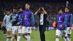 Jogadores e treinador do Racing ficaram revoltados com pouco tempo de acréscimo Foto: Marcelo Endelli/Getty Images