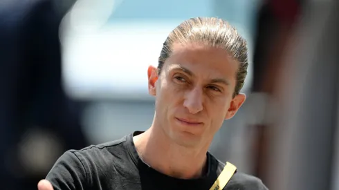 Filipe Luís tem contrato até dezembro no CRF.