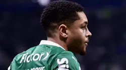 Vitor Roque perde gol incrível antes do segundo de Bruno Fuchs em Palmeiras x LDU.