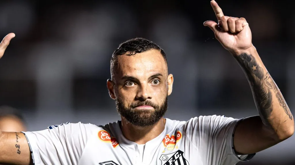 Foto: Abner Dourado/AGIF – Guilherme continua na reserva diante do Tricolor do Pici.