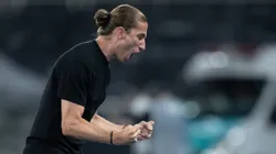 RJ - RIO DE JANEIRO - 15/10/2025 - BRASILEIRO A 2025, BOTAFOGO X FLAMENGO - Filipe Luis tecnico do Flamengo durante partida contra o Botafogo no estadio Engenhao pelo campeonato Brasileiro A 2025. Foto: Jorge Rodrigues/AGIF