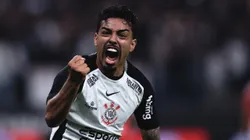 Matheus Bidu vive bom momento no Corinthians. Foto: Ettore Chiereguini/AGIF