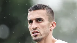 João Schmidt , volante do Santos