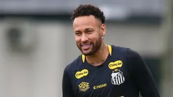 Neymar durante treinamento pelo Santos. Foto: Mauricio De Souza/AGIF