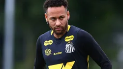 Neymar jogador do Santos durante treino no Centro de Treinamento CT Rei Pele. Foto: Mauricio De Souza/AGIF