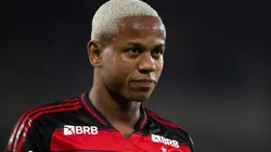 Wallace Yan tem futuro indefinido no Flamengo.