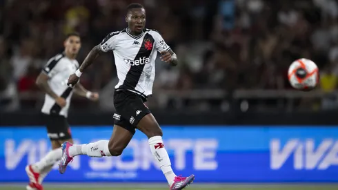 Loide Augusto defendendo o Vasco - Foto: Jorge Rodrigues/AGIF