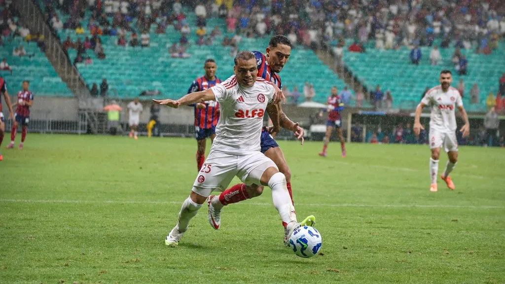 Gabriel Mercado jogador do Internacional durante partida contra o Bahia no estadio Arena Fonte Nova pelo campeonato Brasileiro A 2025. Foto: Marcio Jose/AGIF