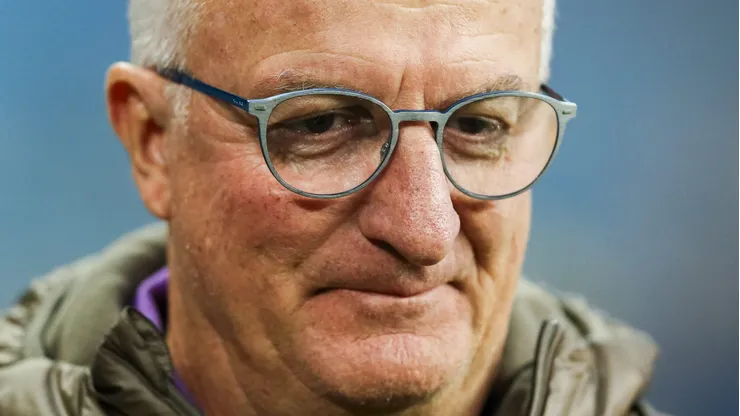 Dorival Júnior, técnico do Corinthians em partida pelo campeonato brasileiro (Foto: Pedro H. Tesch/Getty Images)