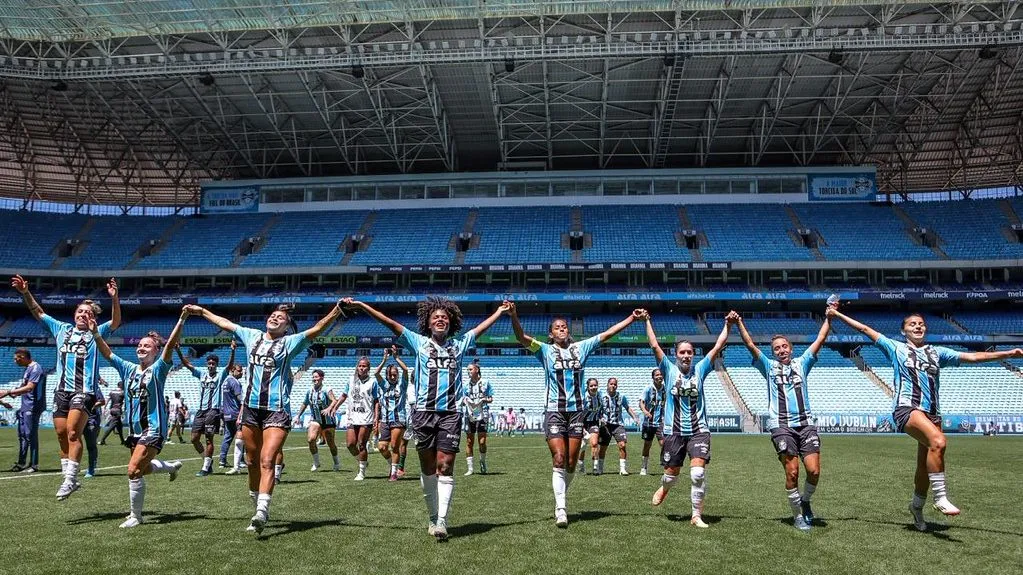 Time feminino do Grêmio em campo pelo Gaúcho Feminino 2025