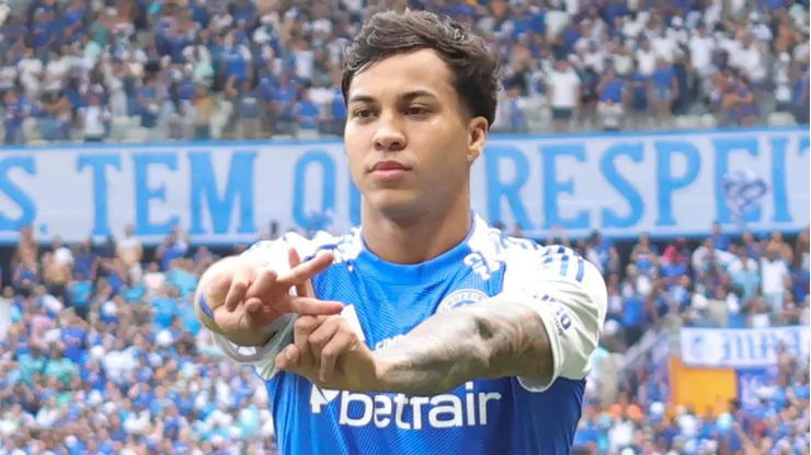 Kaio Jorge jogador do Cruzeiro comemora seu gol durante partida contra o Vitoria no estadio Mineirao pelo campeonato Brasileiro A 2025. Foto: Gilson Lobo/AGIF