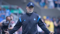 Mano Menezes em partida do Imortal