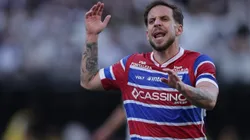 Lucas Sasha, jogador do Fortaleza, analisou empate contra o Santos. Foto: Ettore Chiereguini/AGIF