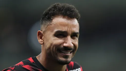 Danilo durante partida no Brasileiro