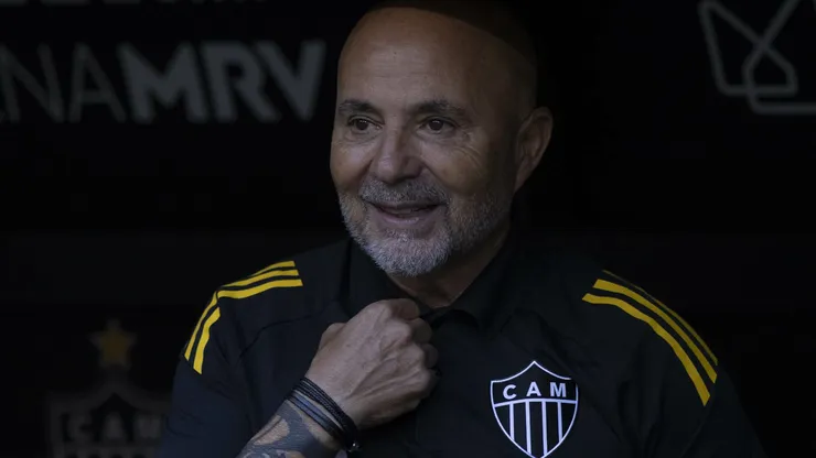 MG - BELO HORIZONTE - 25/10/2025 - BRASILEIRO A 2025, ATLETICO-MG X CEARA - Sampaoli tecnico do Atletico-MG durante partida contra o Ceara no estadio Arena MRV pelo campeonato Brasileiro A 2025. Foto: Fernando Moreno/AGIF