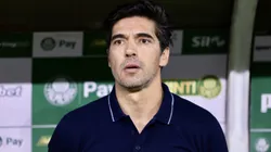 Abel Ferreira durante partida do Palmeira no Campeonato Brasileiro - Foto: Marcello Zambrana/AGIF