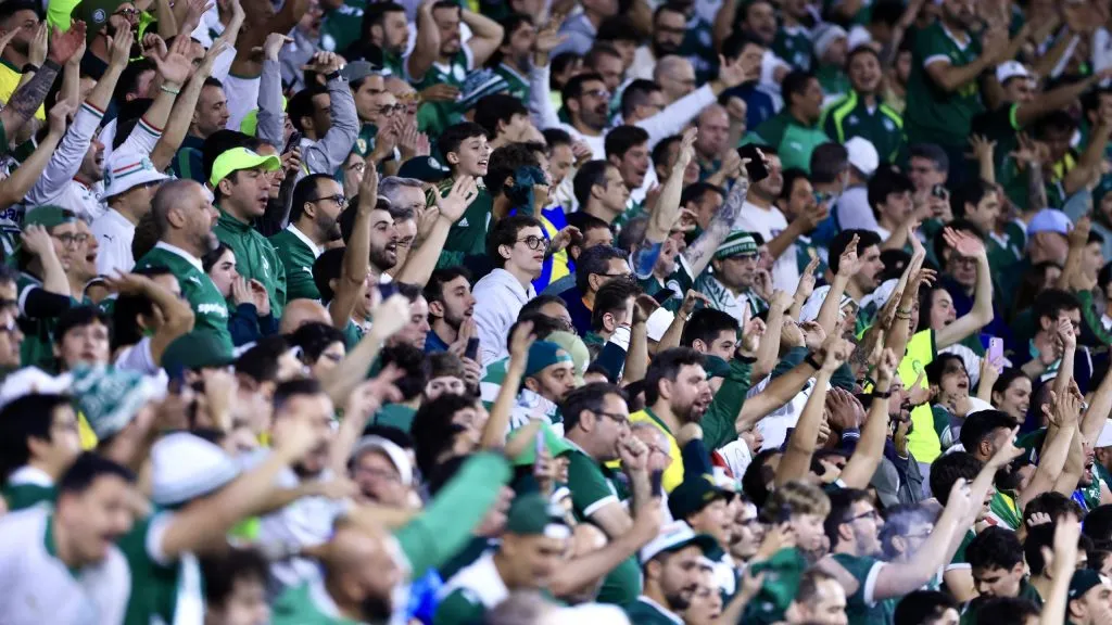 Torcida do Palmeiras deve comparecer em bom número no Peru para Palmeiras x Flamengo Foto: Marcello Zambrana/AGIF