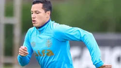 Marlon vem sendo titular do Grêmio e foi liberado pelo Cruzeiro para jogar contra a Raposa - Foto: Lucas Uebel/Grêmio