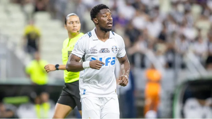 Amuzu pelo Grêmio. Foto: Baggio Rodrigues/AGIF