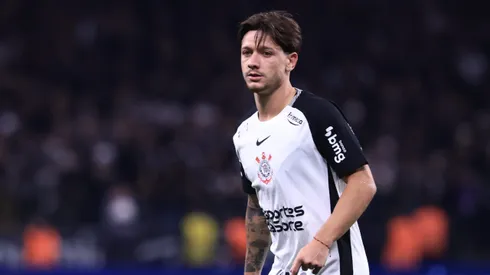 Garro foi exaltado pela torcida do Corinthians. Foto: Marcello Zambrana/AGIF