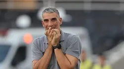 Vojvoda prepara mudanças para enfrentar o Palmeiras Foto: Wagner Meier/Getty Images