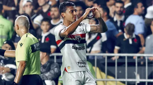 Luiz Gustavo marcou o segundo gol contra o Vasco