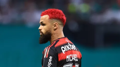 Atacante Michael está cm dias contados no Flamengo