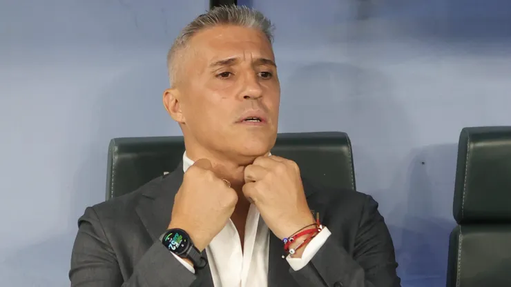 Crespo se rendeu ao Vasco de Diniz