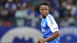 MG - BELO HORIZONTE - 30/08/2025 - BRASILEIRO A 2025, CRUZEIRO X SAO PAULO - Sinisterra jogador do Cruzeiro durante partida contra o Sao Paulo no estadio Mineirao pelo campeonato Brasileiro A 2025. Foto: Gilson Lobo/AGIF