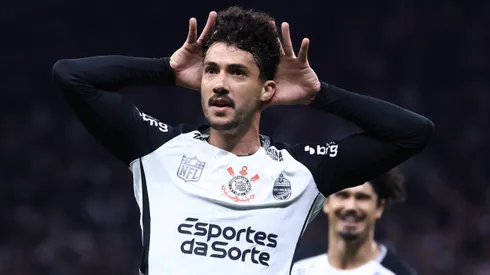 Gustavo Henrique jogador do Corinthians comemora seu gol durante partida contra o Palmeiras no estadio Arena Corinthians pelo campeonato Brasileiro A 2025. Foto: Marcello Zambrana/AGIF