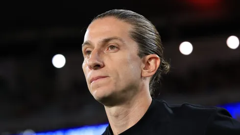 Filipe Luís, técnico do Flamengo em partida pelo campeonato brasileiro (Foto: Buda Mendes/Getty Images)