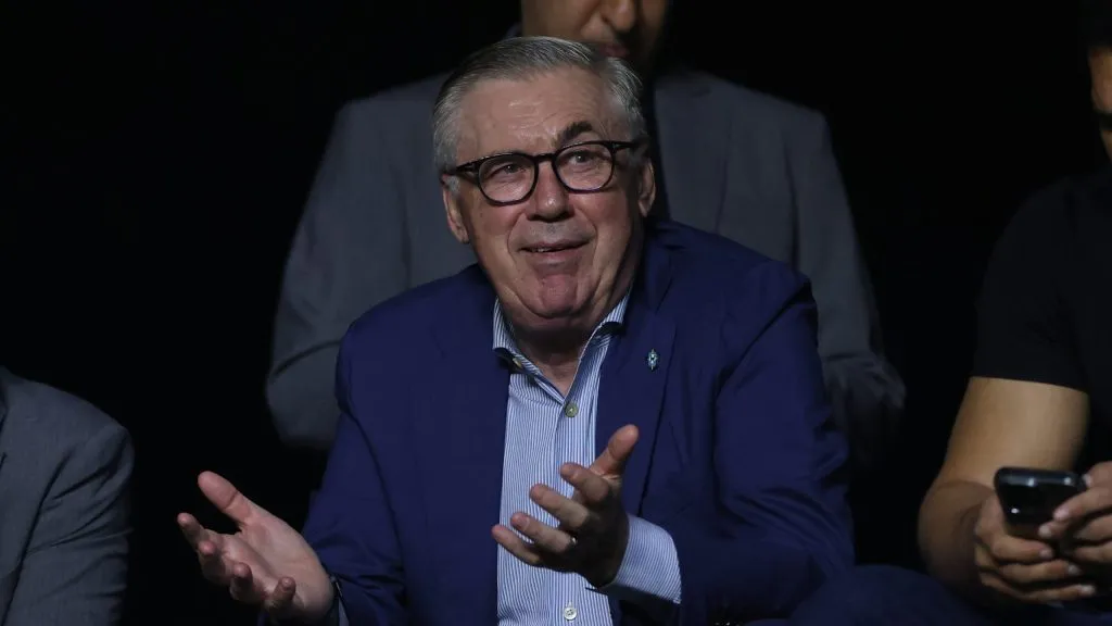 Ancelotti na partida entre Vasco e São Paulo. Photo by Lucas Figueiredo/Getty Images