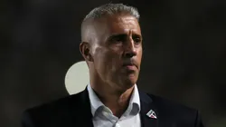 Hernán Crespo, técnico do São Paulo em partida pelo campeonato brasileiro (Foto: Lucas Figueiredo/Getty Images)