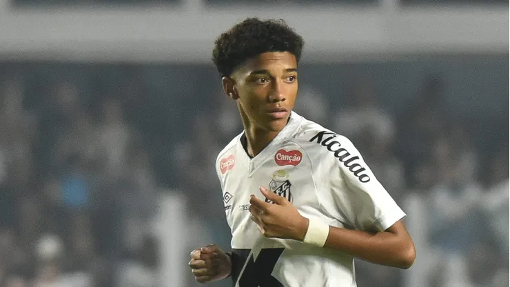 Robinho Júnior é visto como uma grande promessa da base do Santos