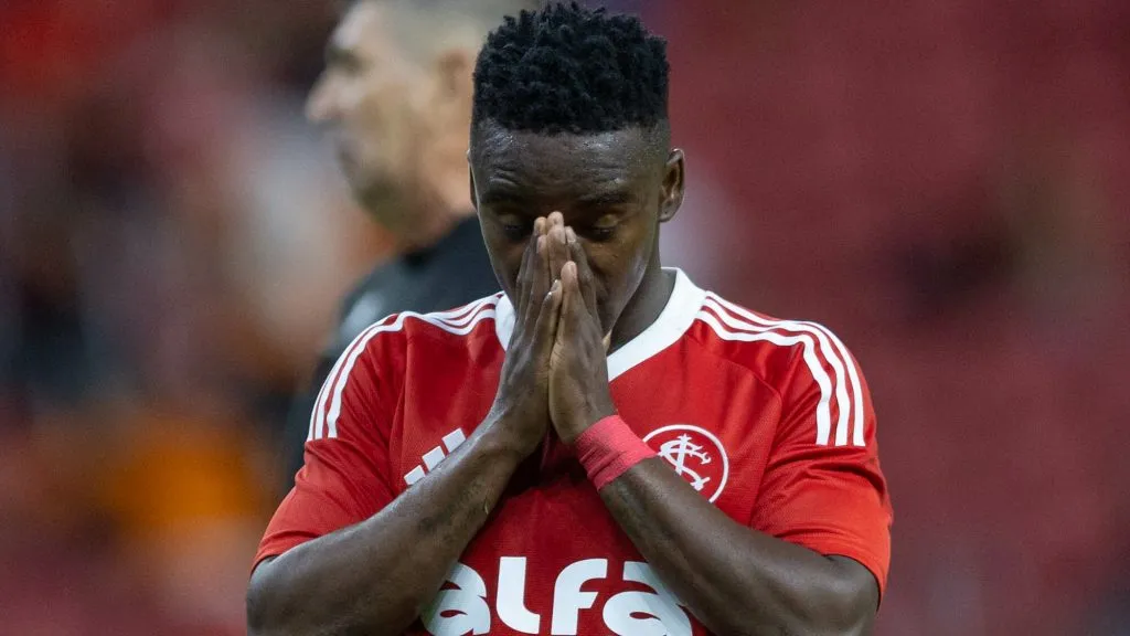 Carbonero é outro que não deve ficar - Foto: Liamara Polli/AGIF.