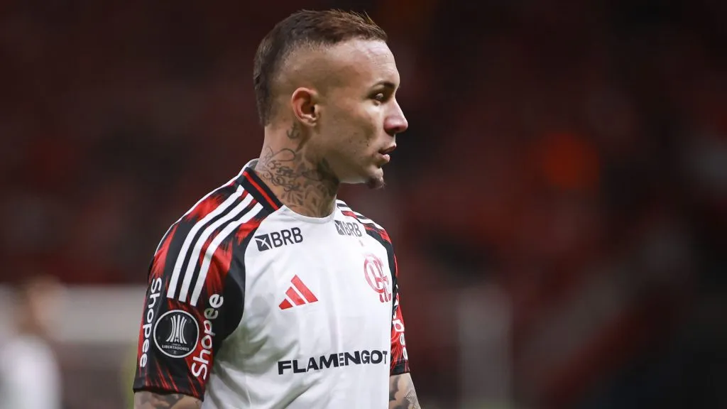 Cebolinha voltou a ser relacionado no Mengo – Foto: Maxi Franzoi/AGIF