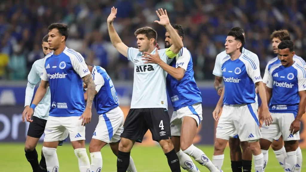 Grêmio x Cruzeiro  se enfrentam pelo Campeonato Brasileiro A 2025. Foto: Gilson Lobo/AGIF