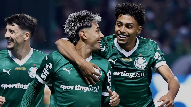 Facundo Torres é um dos pendurados do Palmeiras para clássico contra o Santos