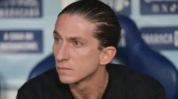 Filipe Luís acredita no São Paulo "mais confortável" na Vila contra o Flamengo.