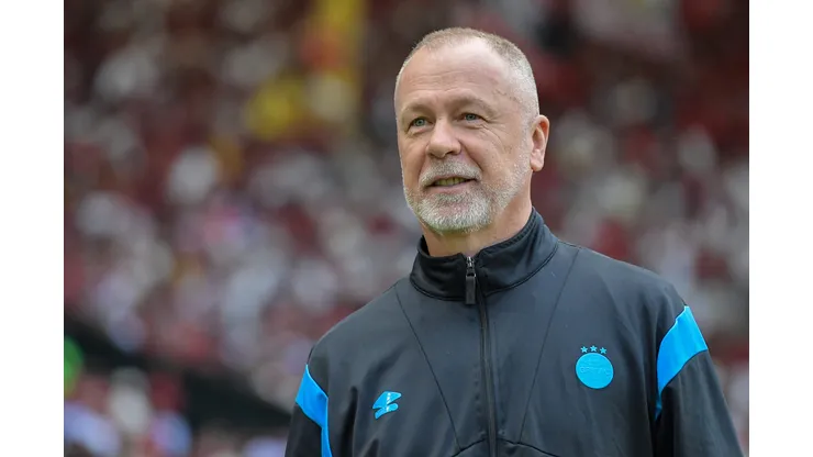 Mano Menezes durante partida entre Flamengo x Grêmio